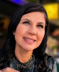 Monica Constantine, estate agent