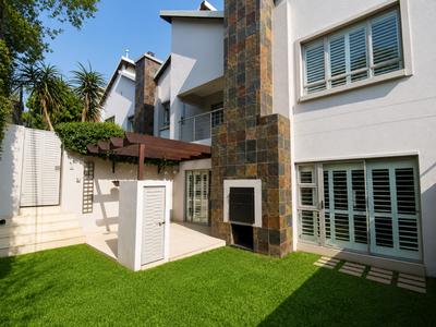 Cluster House For Sale in Bryanston, Sandton